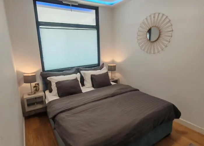 Apartman Imperial Basilika And Castle View Free Parking Upon Reservation