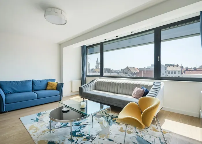 Imperial Basilika And Castle View Free Parking Upon Reservation Apartment