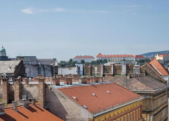 Imperial Basilika And Castle View Free Parking Upon Reservation * Budapest