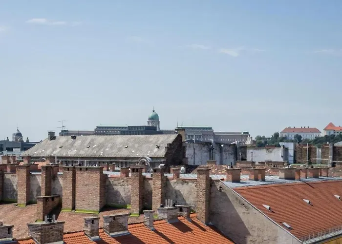 Imperial Basilika And Castle View Free Parking Upon Reservation Apartman *